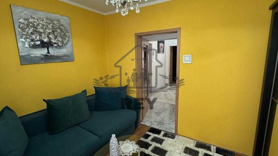 Apartament 4 camere, 4 balcoane in zona Turnisor - 159.000 € - Poză 4