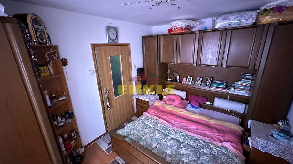 De vânzare apartament cu 2 camere, etaj 2 , zona Stadion - Poză 6