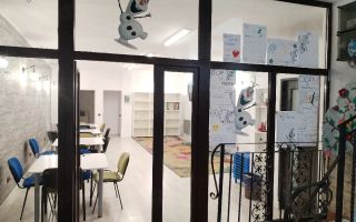 Vila cu 5 camere *276mp* // Zona Rahova - Poză 2