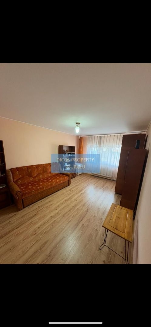 De Vânzare - Apartament 3 Camere, Strada Decebal - Poză 8