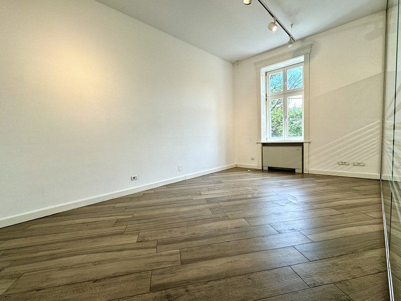 Birou elegant si spațios in Piața Unirii - Poză 4