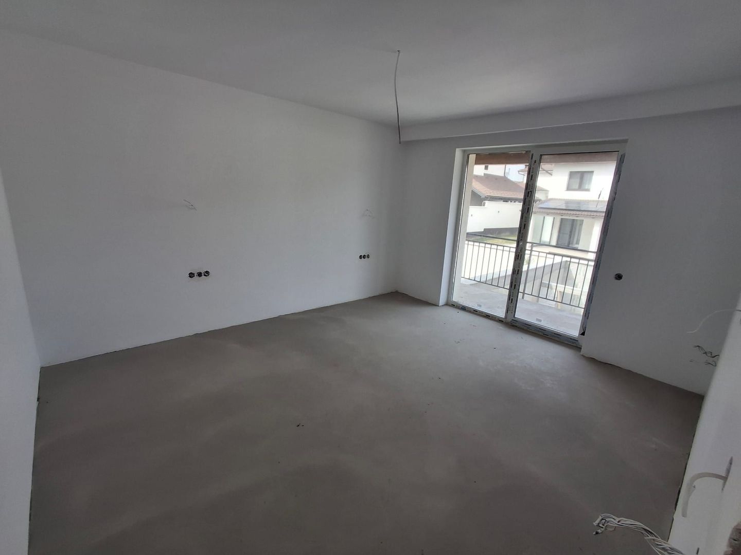 Casa duplex cu 3 camere de vanzare, Selimbar, Sibiu - Poză 1