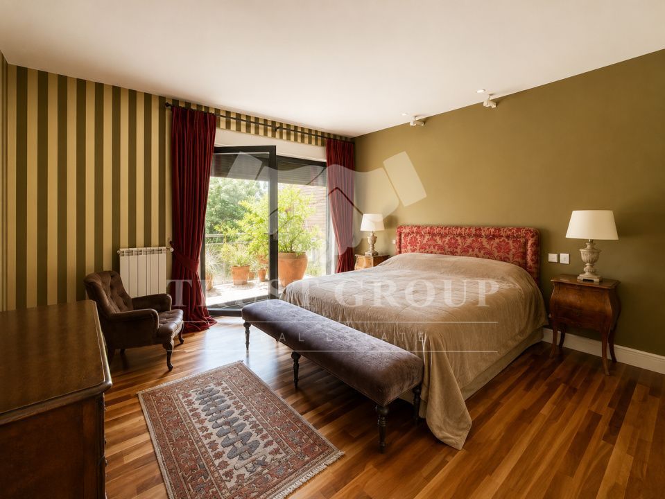 Apartament 5 camere Capitale 248mp SC + 22,2 Terase | Garaj | Boxa | Comision 0 - Poză 10