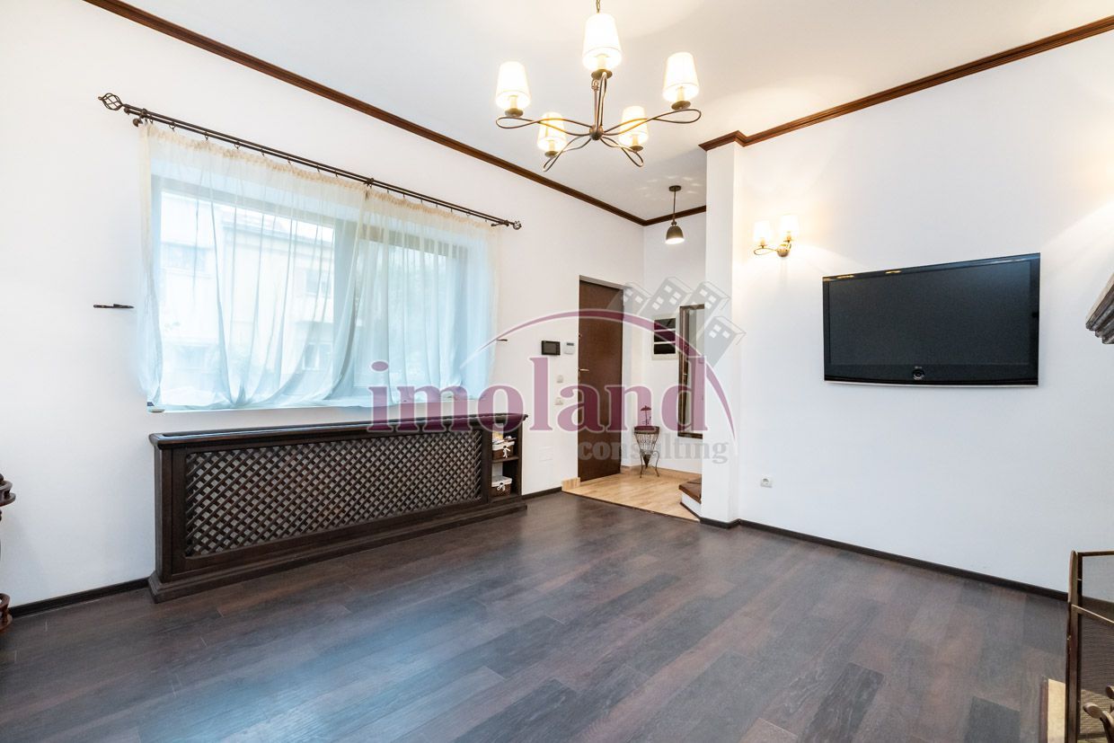 Inchiriere Vila- Rezidential - 6 camere - Piata Dorobanti - Poză 1