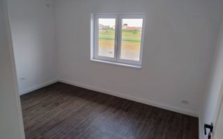 Duplex nou – 142 mp utili, 300 mp teren, Șag - Poză 10