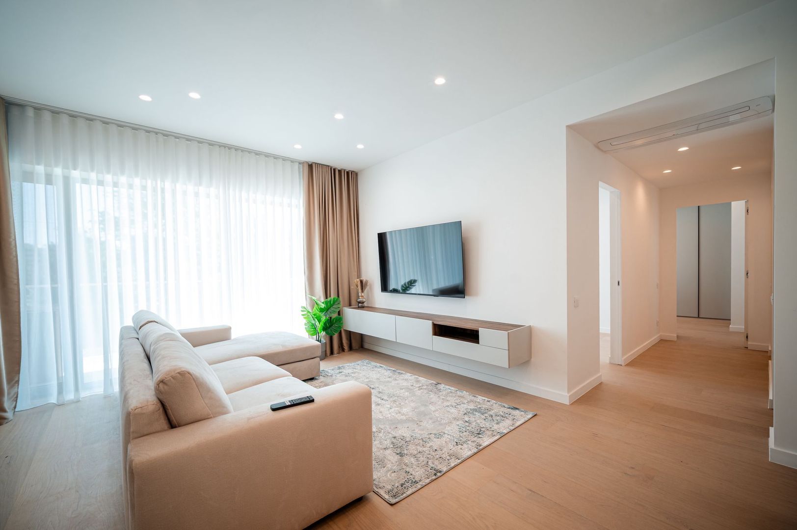 3 camere + loc de parcare in subteran inclus || AVIATIEI TOWER - Poză 1