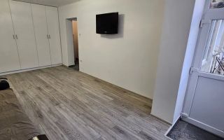 Apartament 2 camere Podu Ros -450 EURO - Poză 1