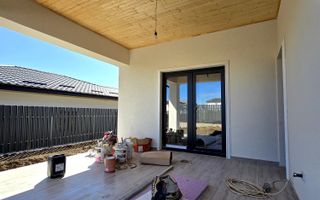 Casa parter - 4 camere - Nemobilata/partial / complet - Miroslava - Poză 1