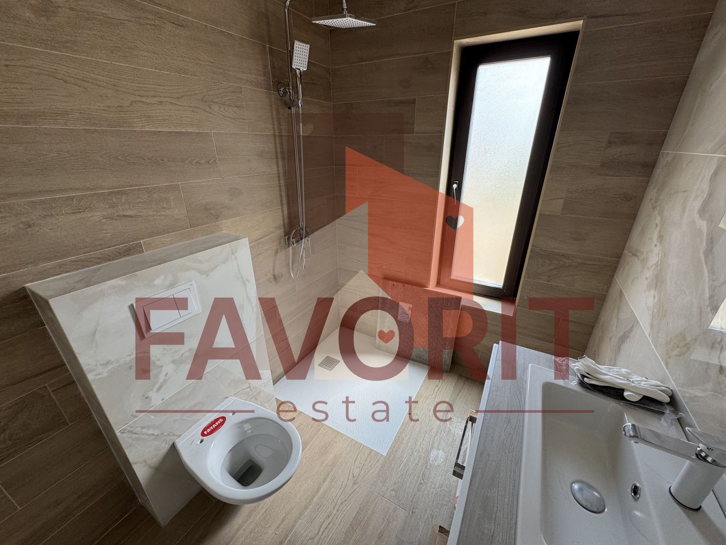 Casa finisata la cheie langa padure in Dumbravita - Poză 14