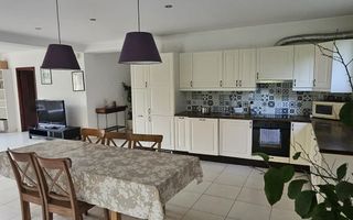 Vila 8 camere Dascalu - Poză 2