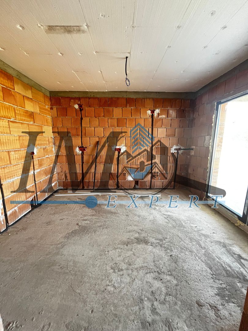 Casa in proces de finisaj de vânzare in Sebeș - Poză 5