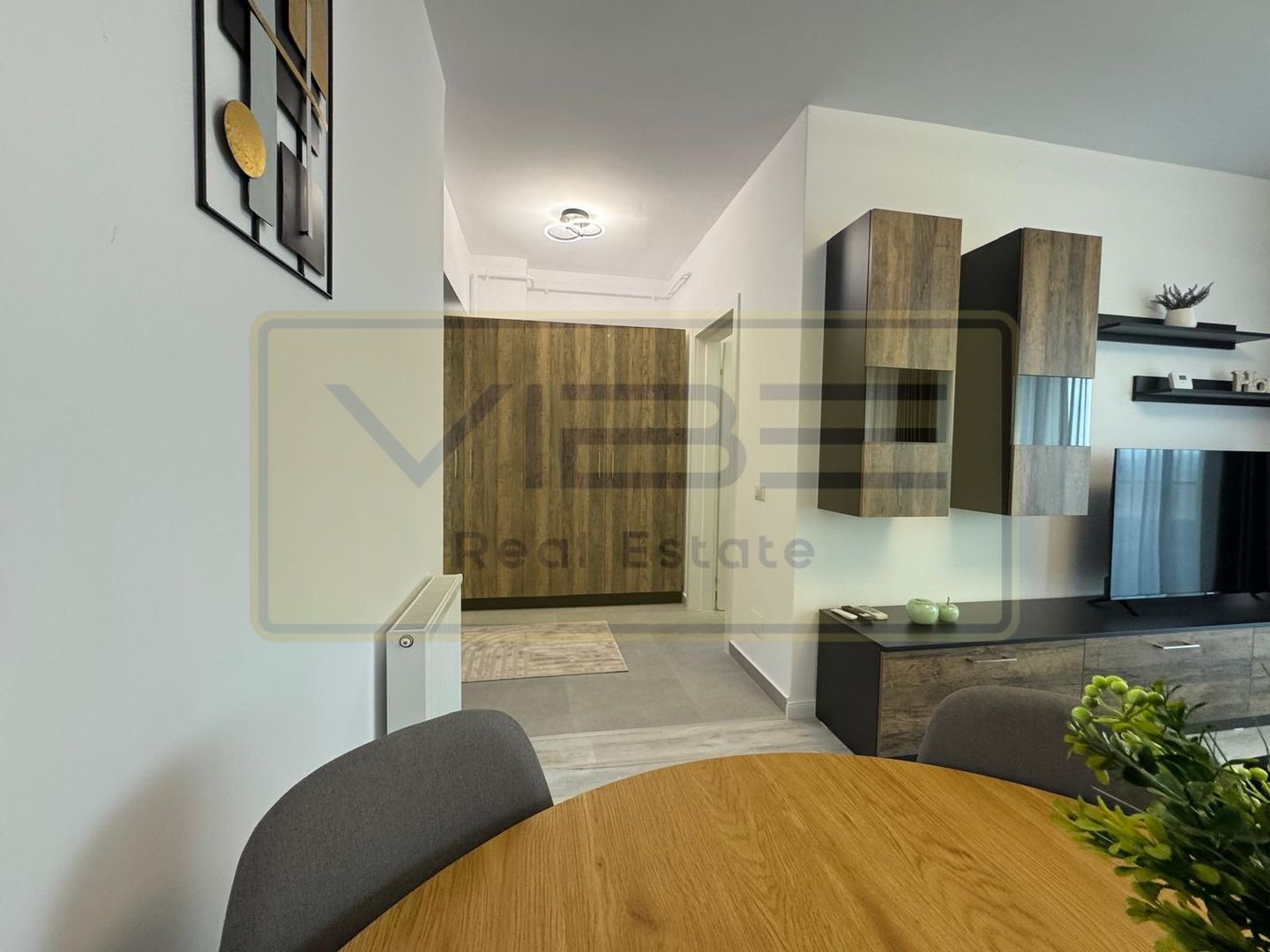Apartament 2 camere decomandat cu parcare subterana  Unirea Towers - Poză 12