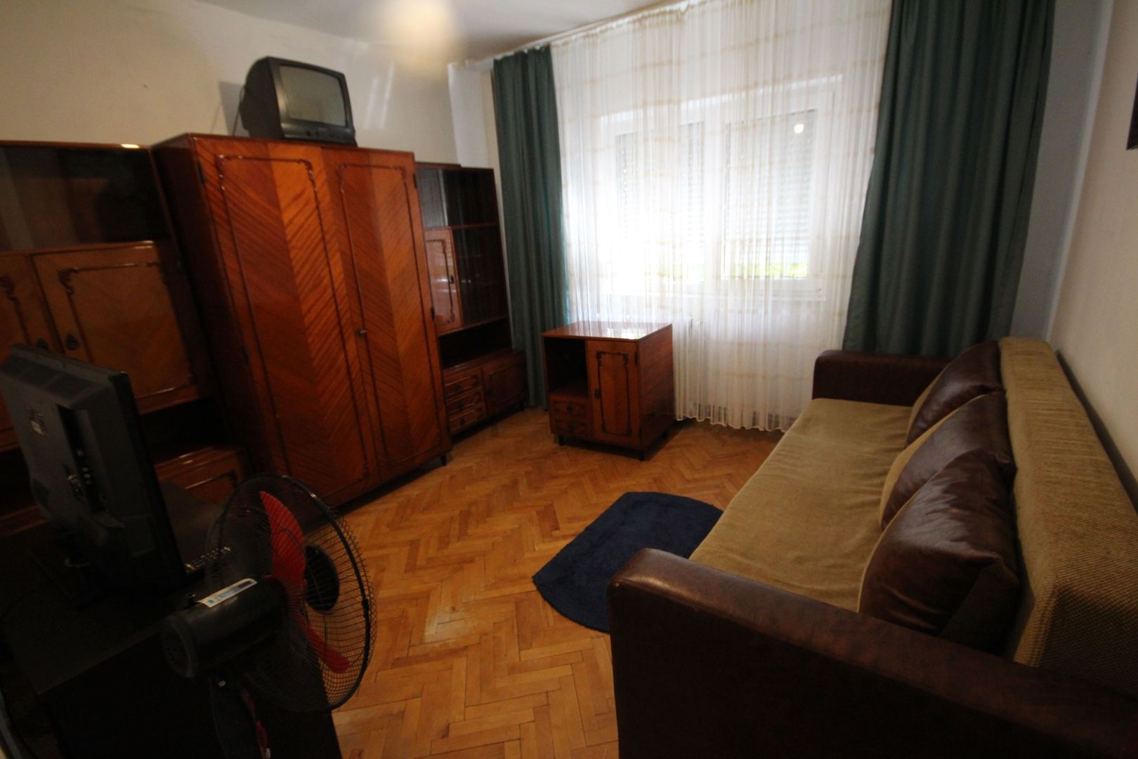Decomandat in zona Girocului - Poză 9