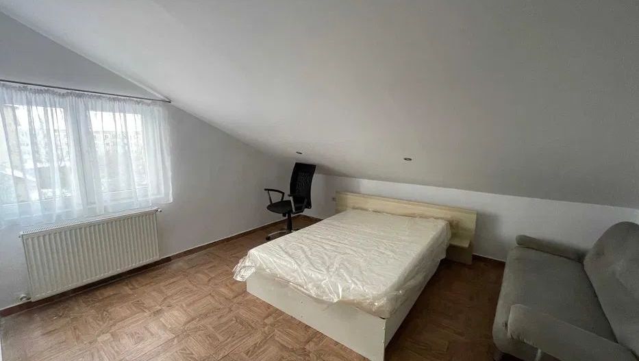 Apartament 3 camere, Centrala Proprie, 10 min Metrou Lujerului - Poză 3