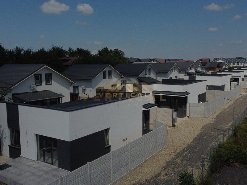 Casa 4 camere, teren 300mp, ultimele 2 case, Berceni - Poză 2