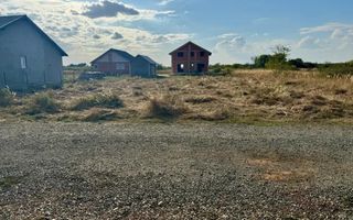 COMISION 0 | Teren intravilan | 700 mp | Sag - Poză 2