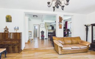 Proprietate unica, vila si 8000 mp pe malul lacului Snagov - Poză 10