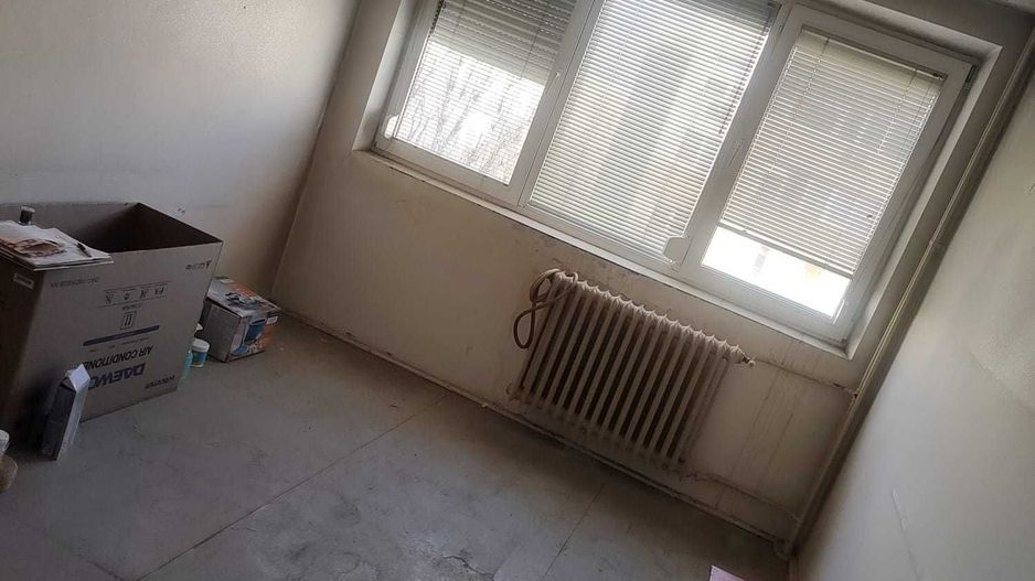 Vand apartament 2 camere semidecomandat DRUMUL TABEREI (ROMANCIERILOR) - Poză 4