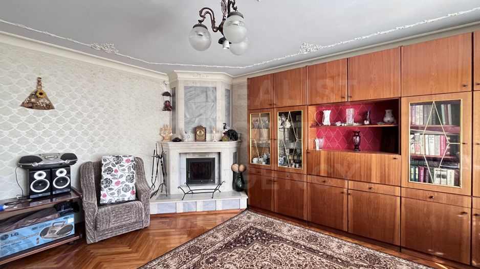 Vânzare, casă, 3 nivele, 5 camere, Strada Bucuria , Ciorescu - Poză 3