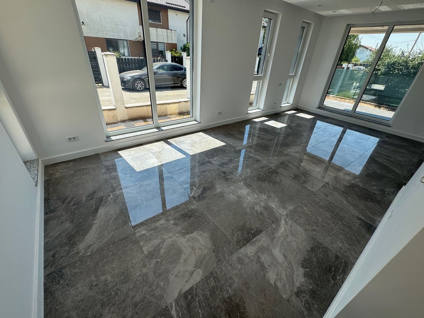Vile Tunari, zona BUNA, Toate Utilitatile, curte 350m2 - Poză 8