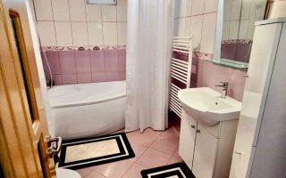 Vila P+1+M, curte proprie, metrou Apărătorii Patriei - Poză 3