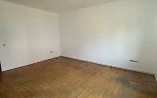 Spatiu comercial + 2 ap. pentru birouri sau închiriere- zona premium - Poză 11