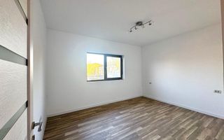 Duplex 3 camere cu toate utilitatile - Sanmihaiu Roman - Poză 3