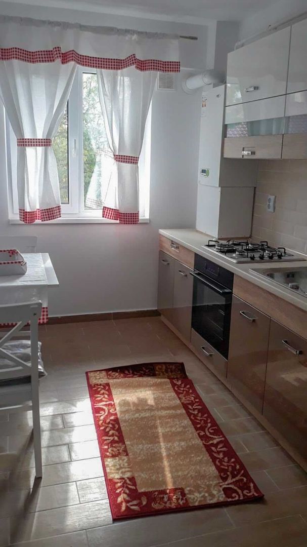 Apartament 1 cameră +loc de parcare 330euro str. Tudor Neculai-CUG - Poză 3