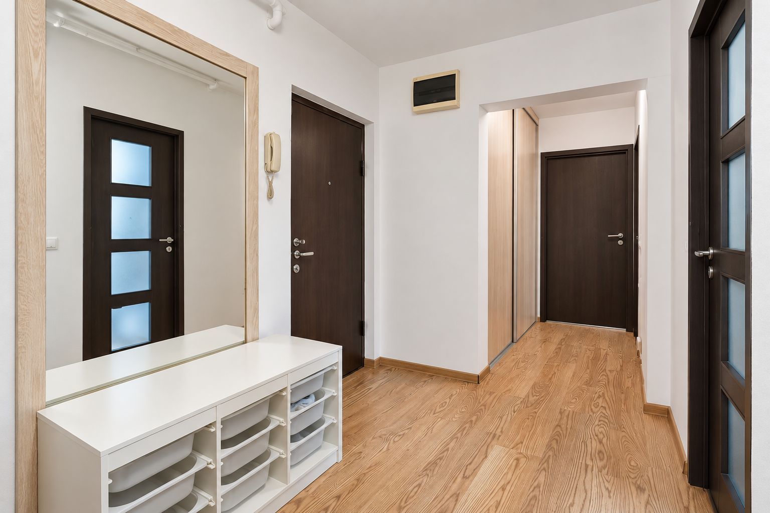 Apartament mobilaat- 2 camere - Drumul Sarii - Bloc 1983 - Reabilitat - Poză 3