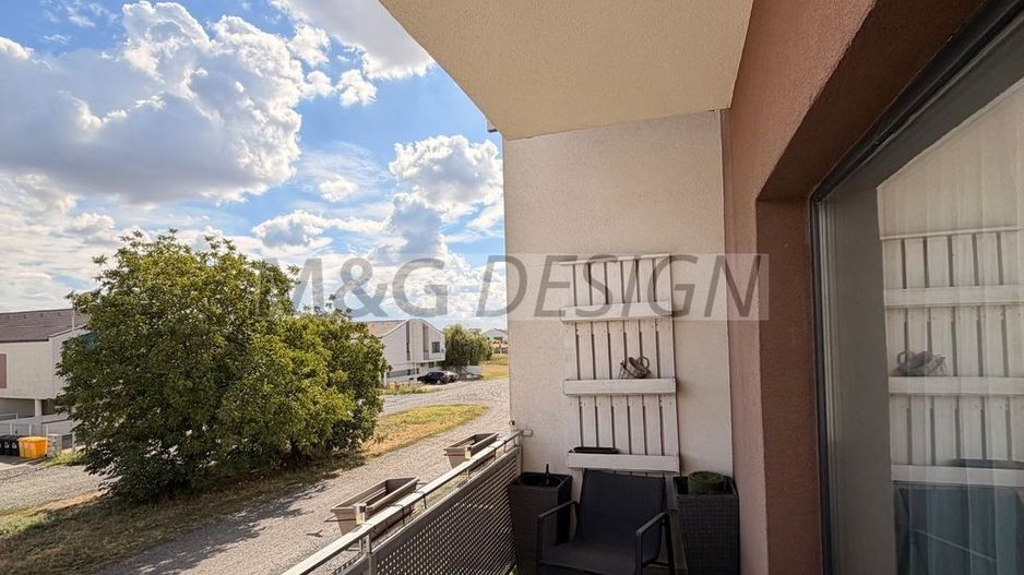 Apartamet 3 camere  Dumbrăvița etaj 1 - Poză 17