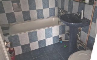 Apartament de vanzare 2 camere, decomandat, et.2 - Poză 5