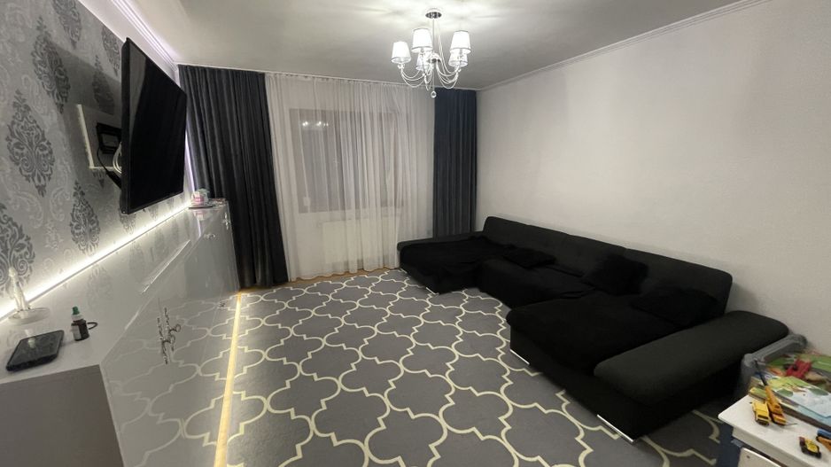 Casa S+P+E+M | 605 mp utili | 10 camere | 3 bucatarii | 4 bai | 3 terase | Garaj - Poză 19