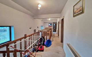 Vanzare vila deosebita, 7 camere, Labusesti-Uiasca - Poză 12