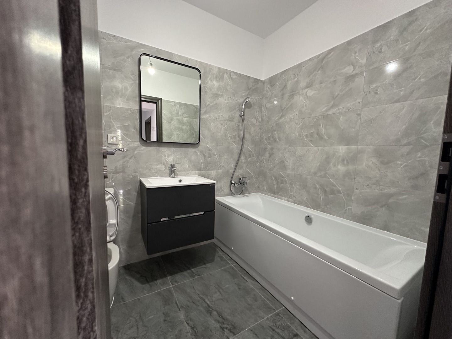 Apartamente Decomandate / Sector 6 - Poză 9