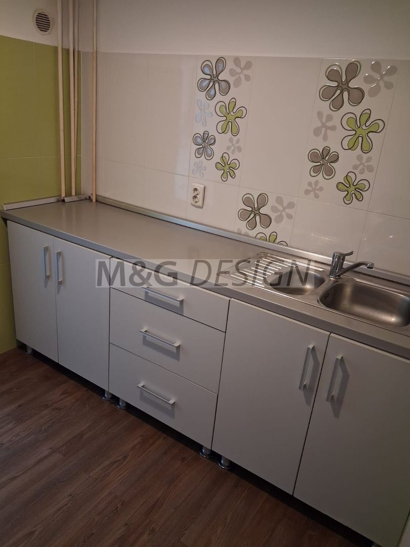 Apartament 3 camere zona Andrei Saguna etaj 2 - Poză 3