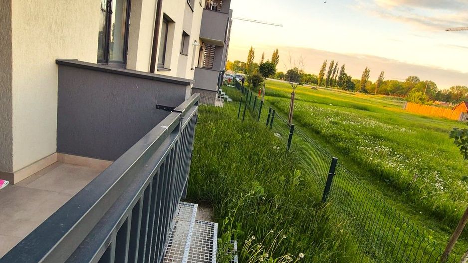 Exclusivitate - Apartament în bloc nou, mobilat si utilat,  gradină, loc parcare - Poză 5