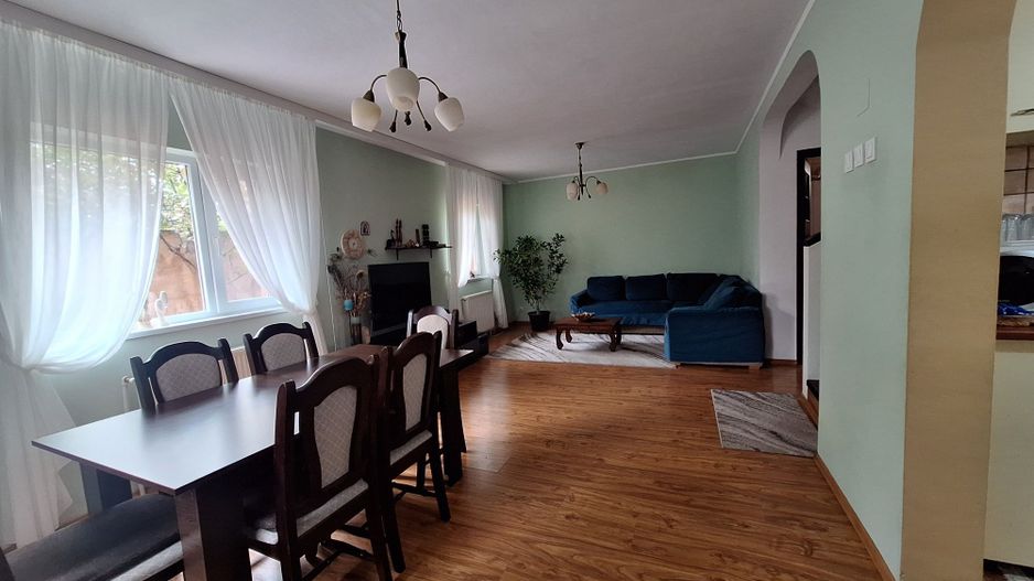 Superba Vilă 5 Camere Cartier Roșu Militari - Poză 2