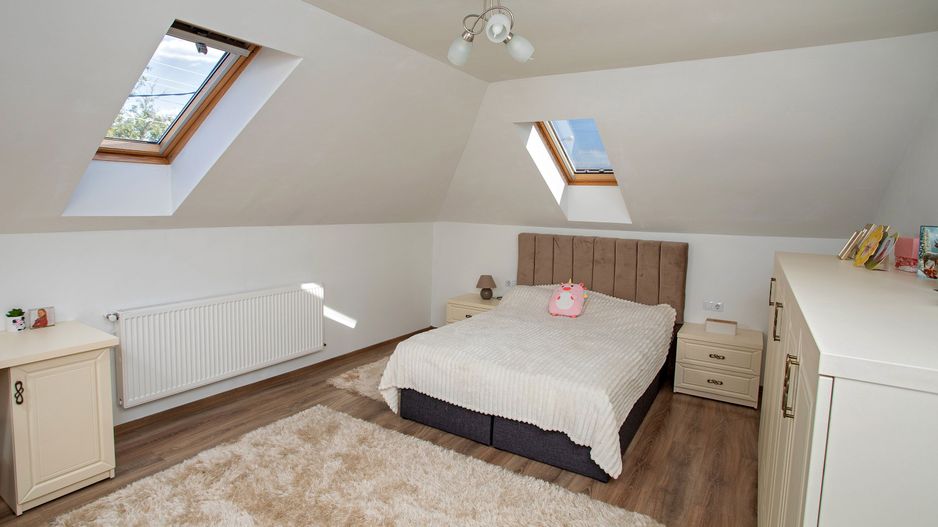 Vilă P+M, Clujului, 190 mp, teren 520 mp, singur în curte. 230 000 E - Poză 25