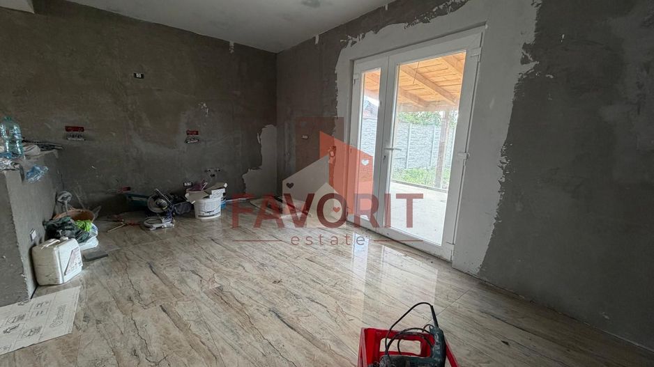 Individuala | 4 camere | 860 mp teren | Pozitie excelenta | Asfalt | - Poză 4