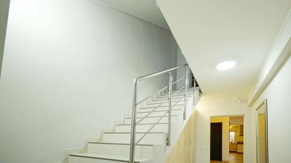 Ideal gradinita P+2, 8 cam, 6 dormt 6 bai, 3 garaje teren 650 mp, - Poză 11