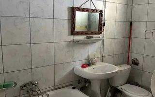 Apartament 3 camere la casă cu curte și grădină – zonă centrală. - Poză 6