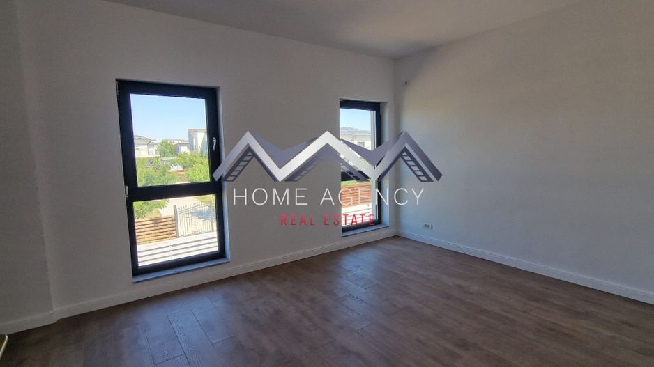 Casă single P+1+Pod în Otopeni - Poză 9