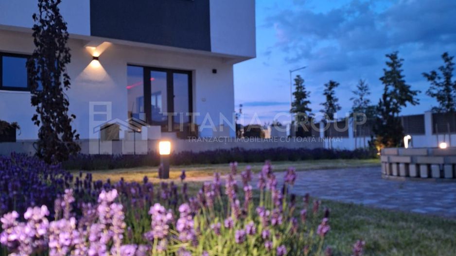 Prestigiu si eleganta! Proprietate de LUX, cu garaj si piscina -Harman - Poză 39