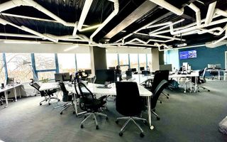 Spacecraft Office - Poză 1