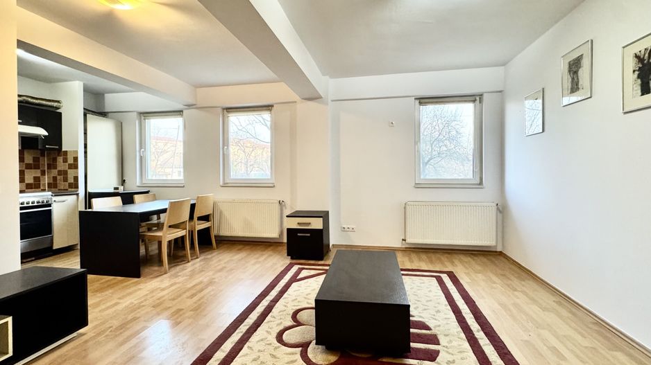 Apartament 3 camere în ansamblu cu curte și loc de joacă – Lipovei - Poză 2