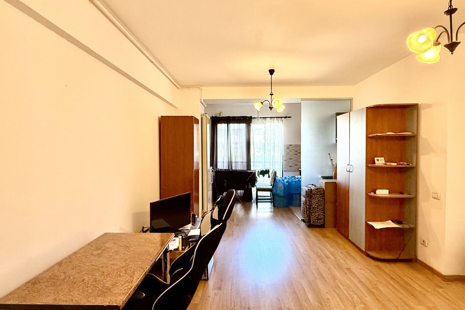 Garsonieră zona Aviatiei-Aerogarii, cu loc de parcare inclus - Poză 1