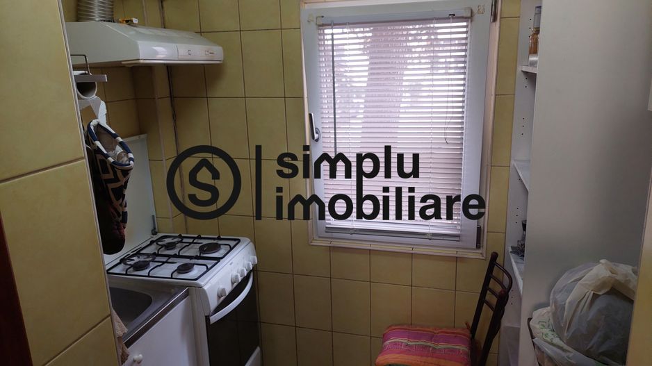2 decomandate, parter, balcon, Sarari - 106 000 Euro - Poză 6