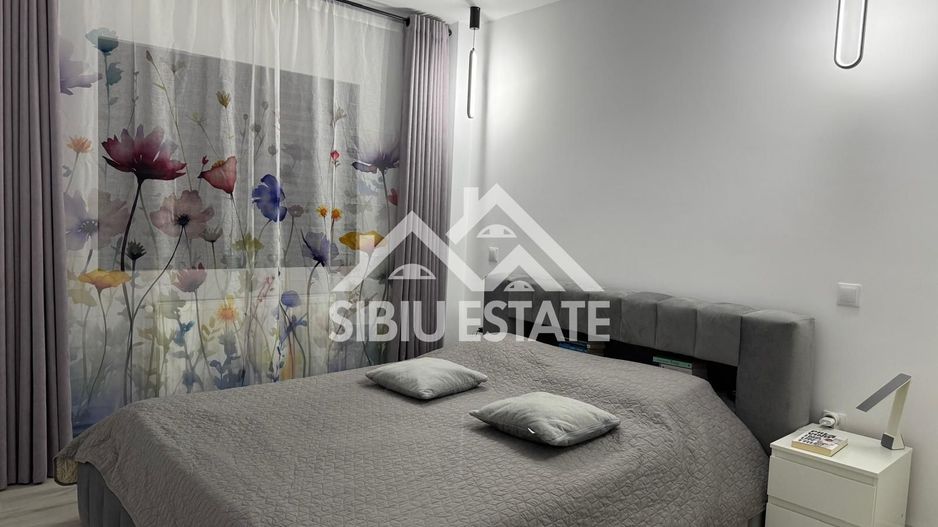 Apartament 3 camere 2 bai, pivita recent renovat-in Sibiu M.Viteazul - Poză 19