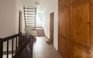 Vânzare casă Individuală 12 Camere la 5 minute de Castelul Bran - Poză 8