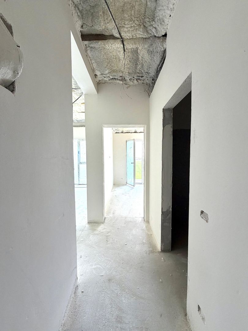 Apartament 3 camere - etaj 1 - Zona Hotel IO - Giroc - Poză 2